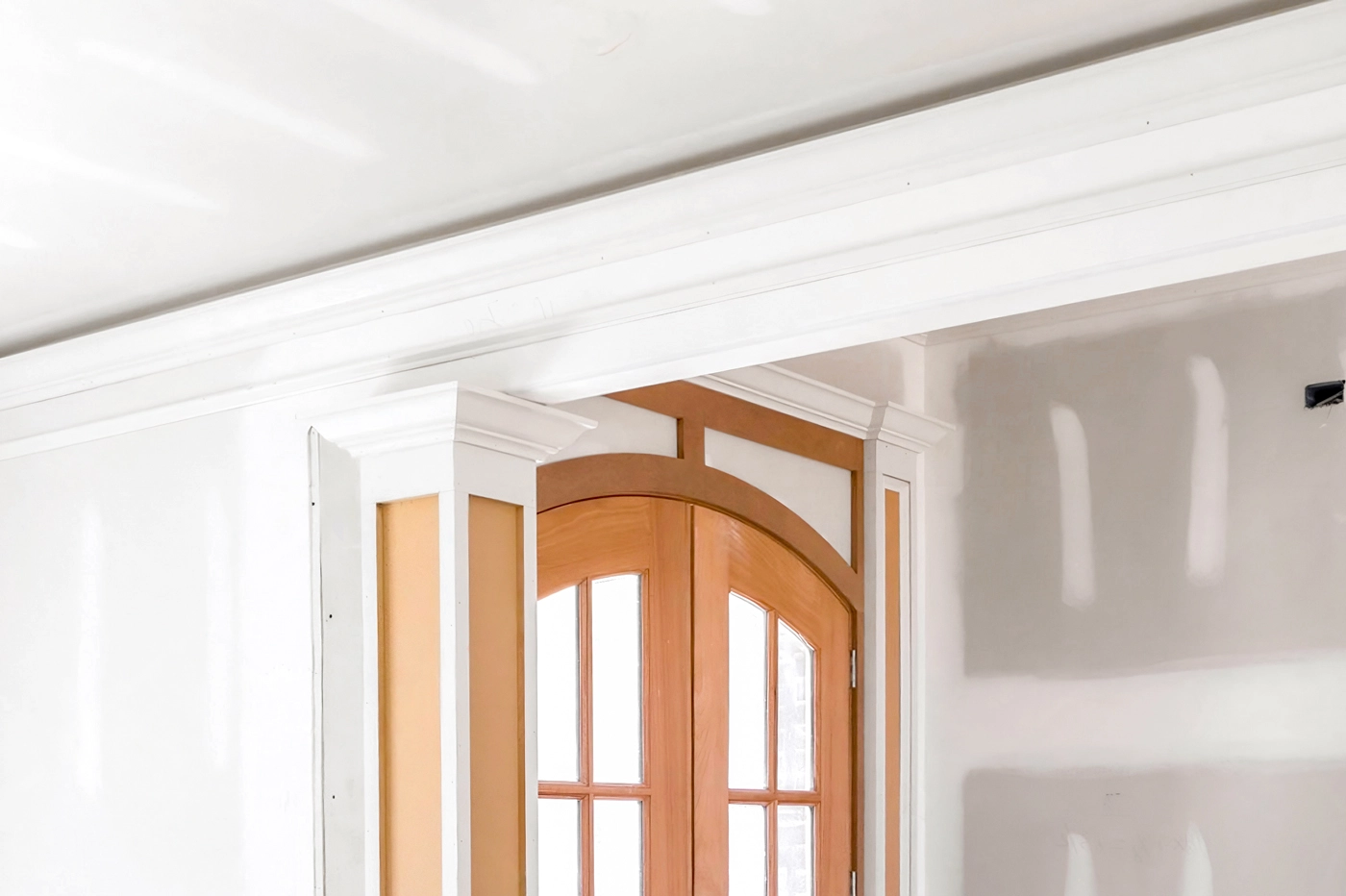 Agencement intérieur sur mesure à Genève avec mobilier intégré et design personnalisé